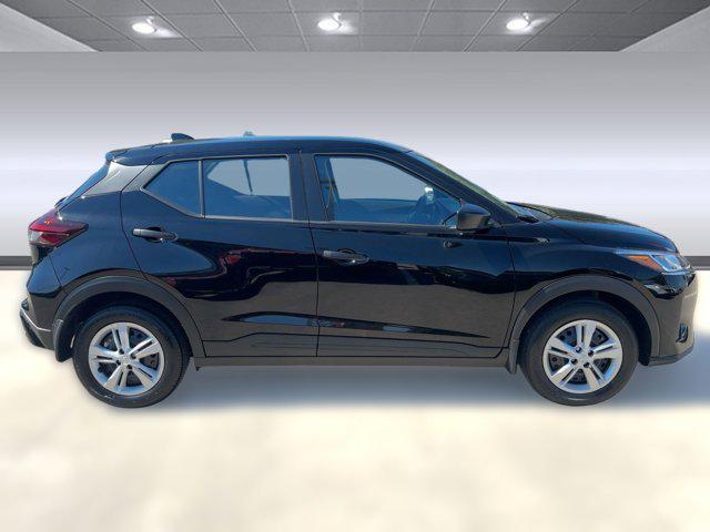 new 2025 Nissan Kicks car, priced at $22,021