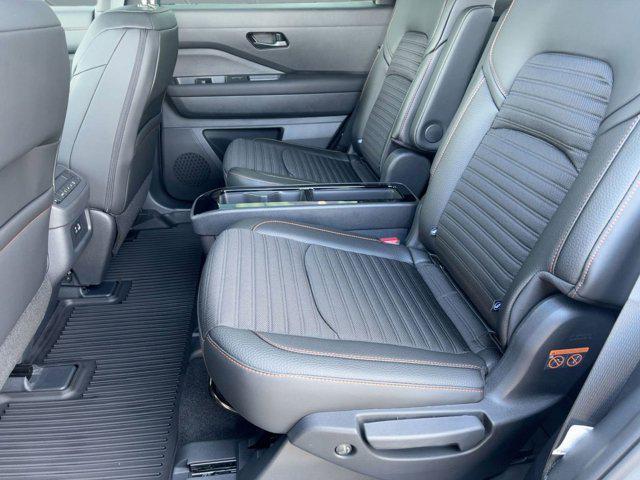 new 2025 Nissan Pathfinder car, priced at $36,991