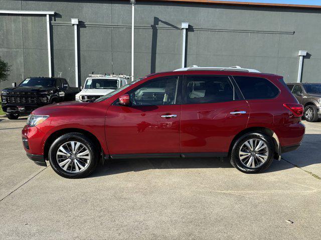 used 2020 Nissan Pathfinder car, priced at $17,999