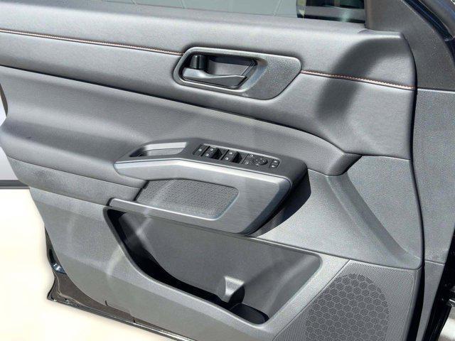 new 2025 Nissan Pathfinder car, priced at $37,491