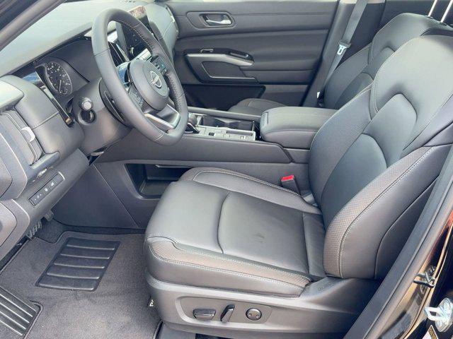 new 2025 Nissan Pathfinder car, priced at $36,591