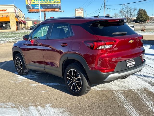 used 2024 Chevrolet TrailBlazer car, priced at $27,346