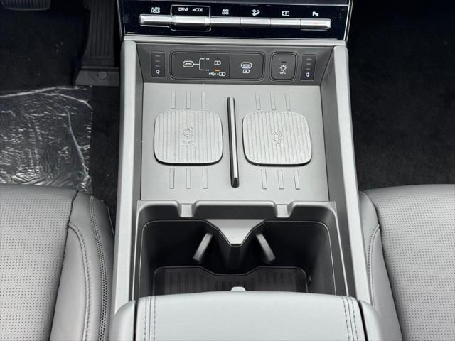 new 2025 Hyundai SANTA FE HEV car, priced at $49,925