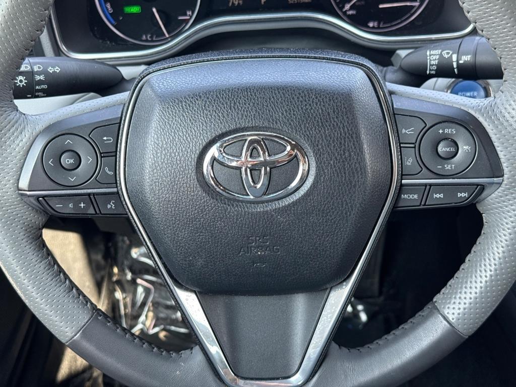 used 2019 Toyota Avalon Hybrid car, priced at $27,895