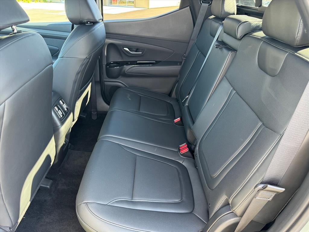 used 2025 Hyundai SANTA CRUZ car, priced at $32,540