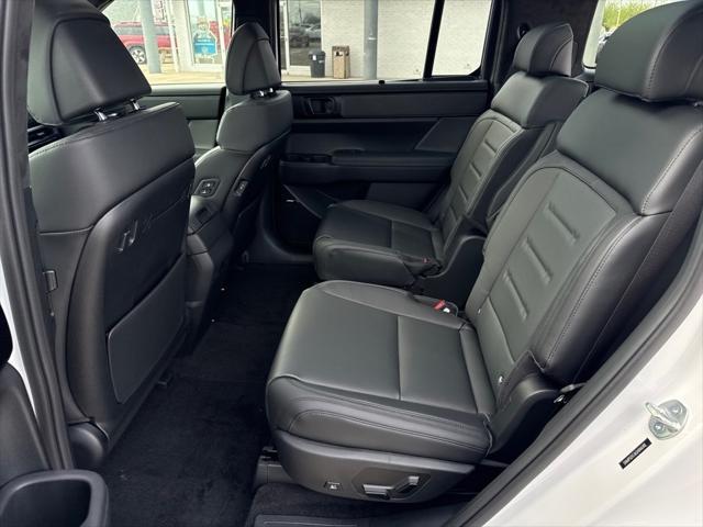 new 2025 Hyundai SANTA FE HEV car, priced at $51,544