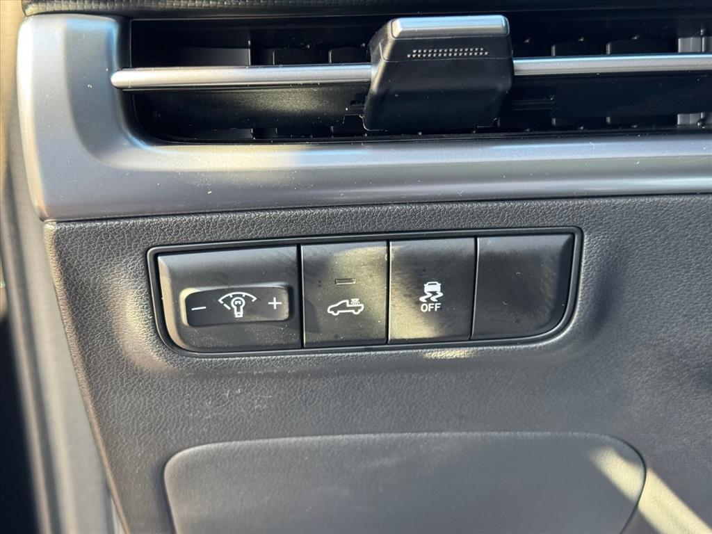 used 2025 Hyundai SANTA CRUZ car, priced at $32,560