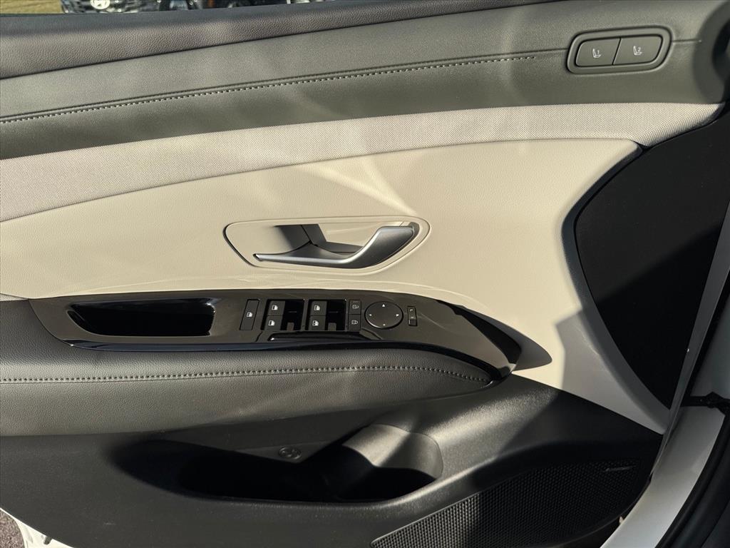 new 2026 Hyundai Tucson car, priced at $41,915