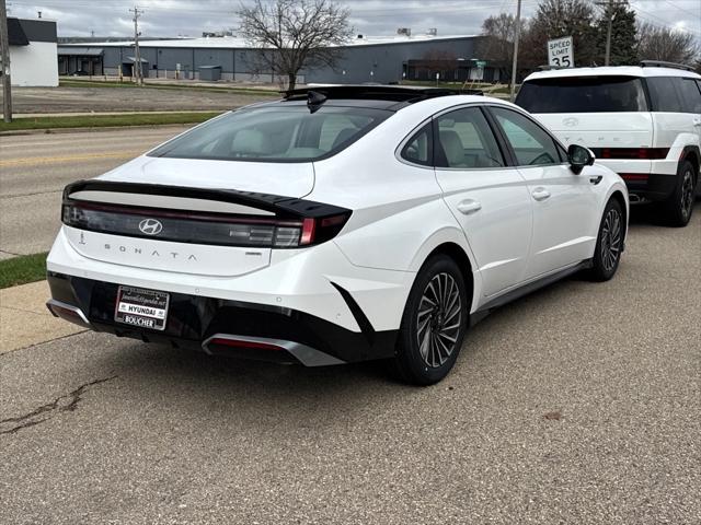 new 2025 Hyundai Sonata Hybrid car, priced at $38,105