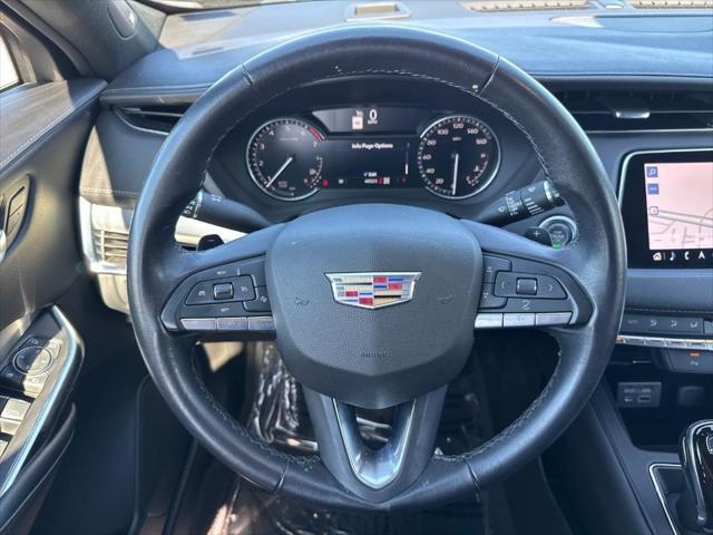 used 2022 Cadillac XT4 car, priced at $28,500
