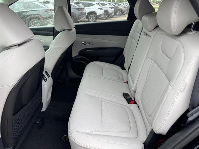 new 2025 Hyundai TUCSON Hybrid car, priced at $41,745