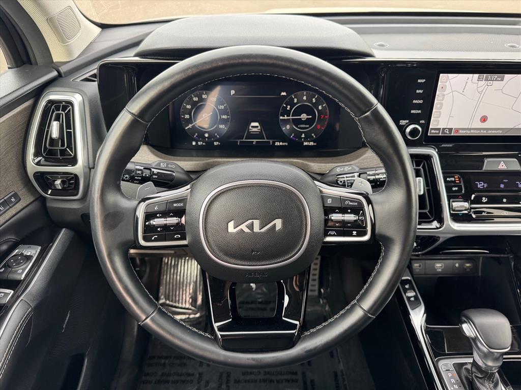 used 2023 Kia Sorento car, priced at $35,995