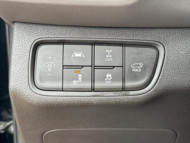 used 2020 Hyundai Santa Fe car, priced at $20,690