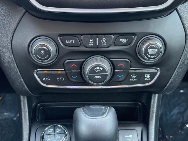 used 2019 Jeep Cherokee car, priced at $15,995