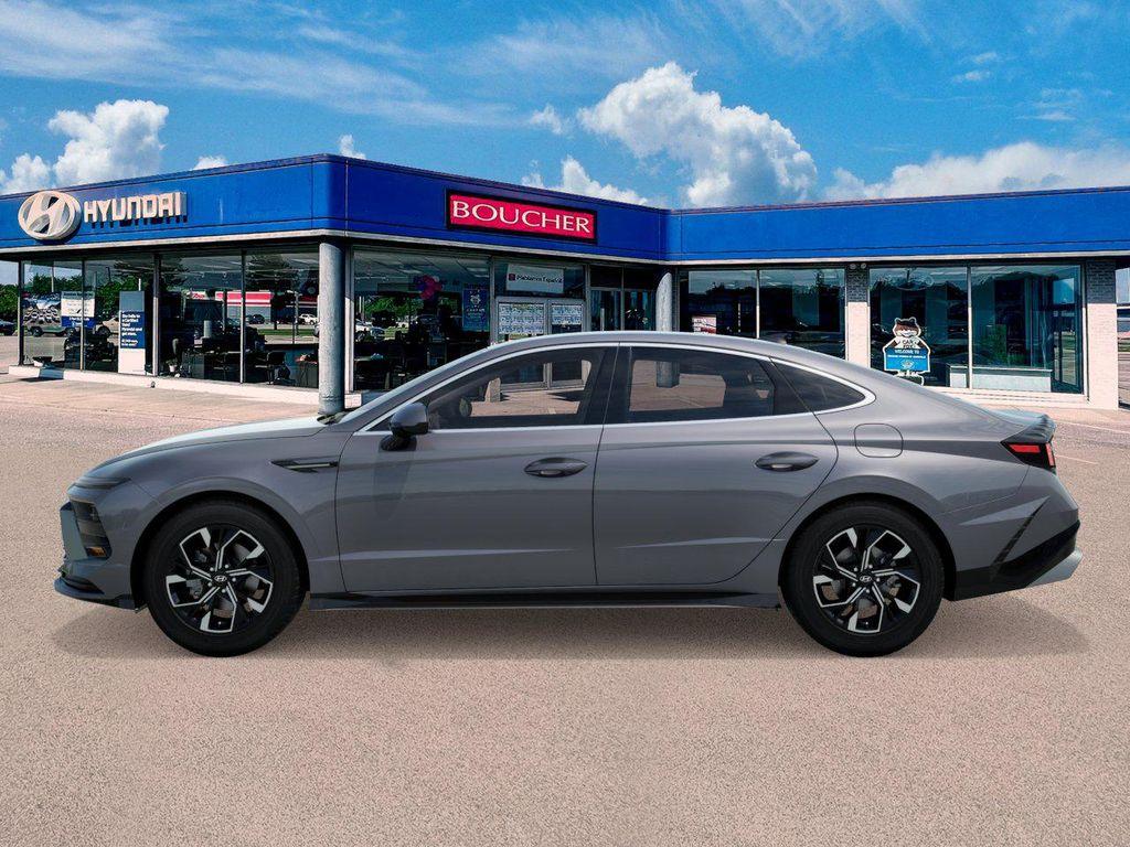 new 2025 Hyundai Sonata car, priced at $29,980