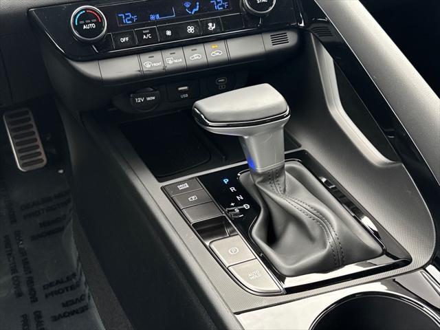 new 2025 Hyundai Elantra car, priced at $28,435