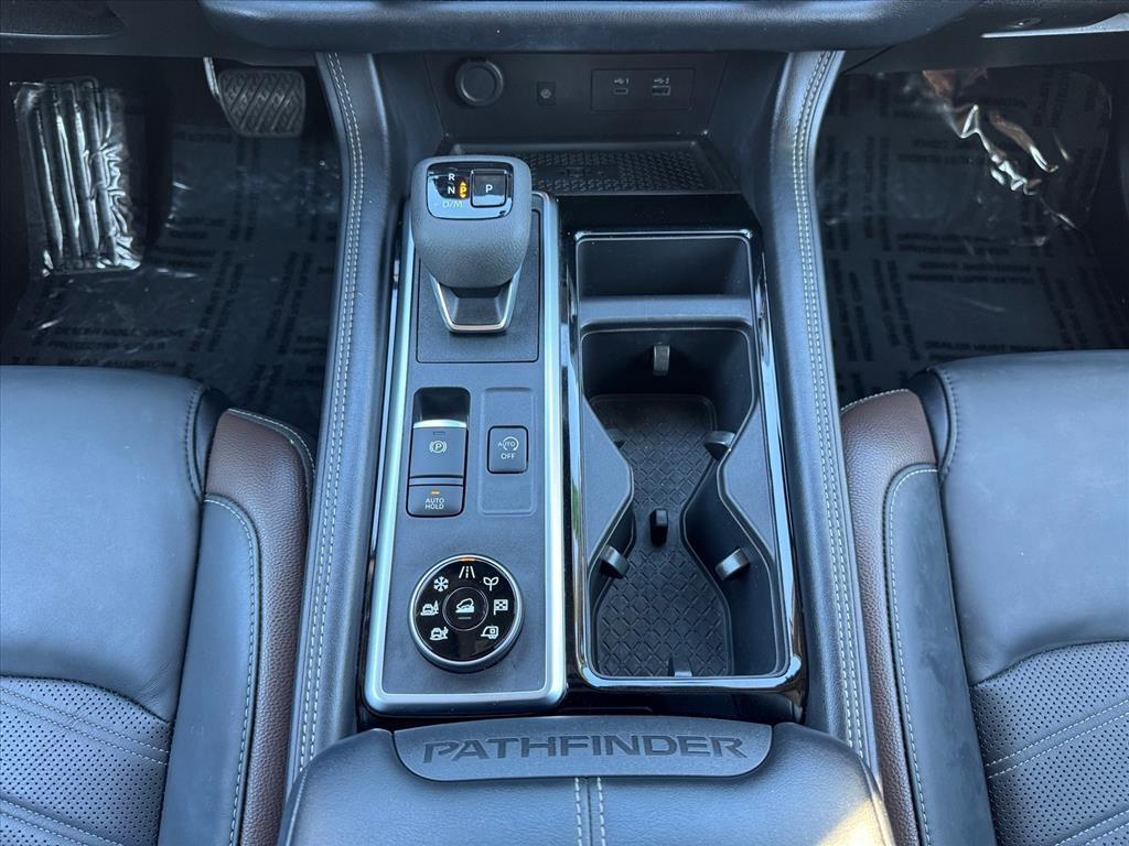 used 2024 Nissan Pathfinder car, priced at $40,520