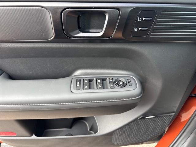 new 2025 Hyundai Santa Fe car, priced at $48,055