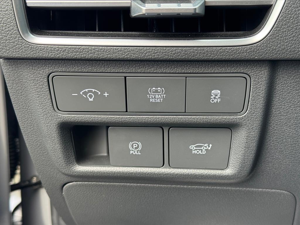 used 2024 Hyundai Sonata Hybrid car, priced at $31,560