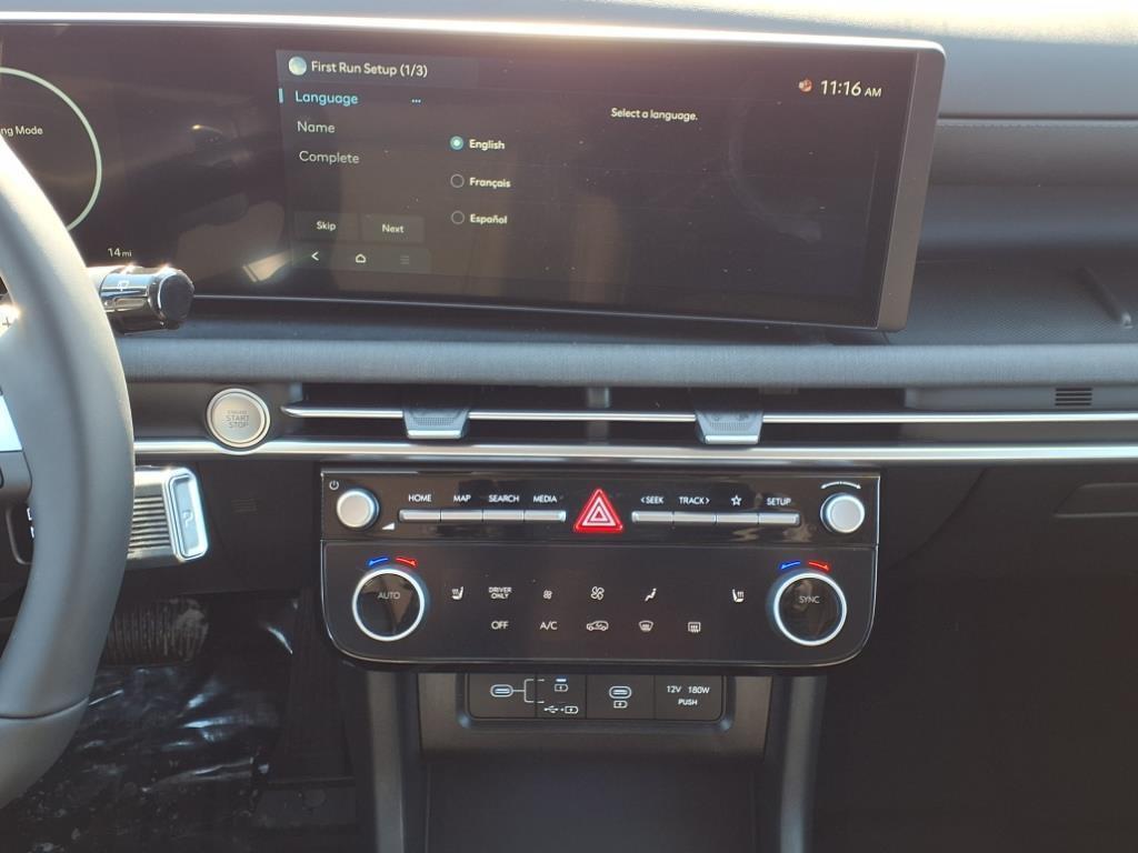 new 2025 Hyundai TUCSON Hybrid car, priced at $37,249