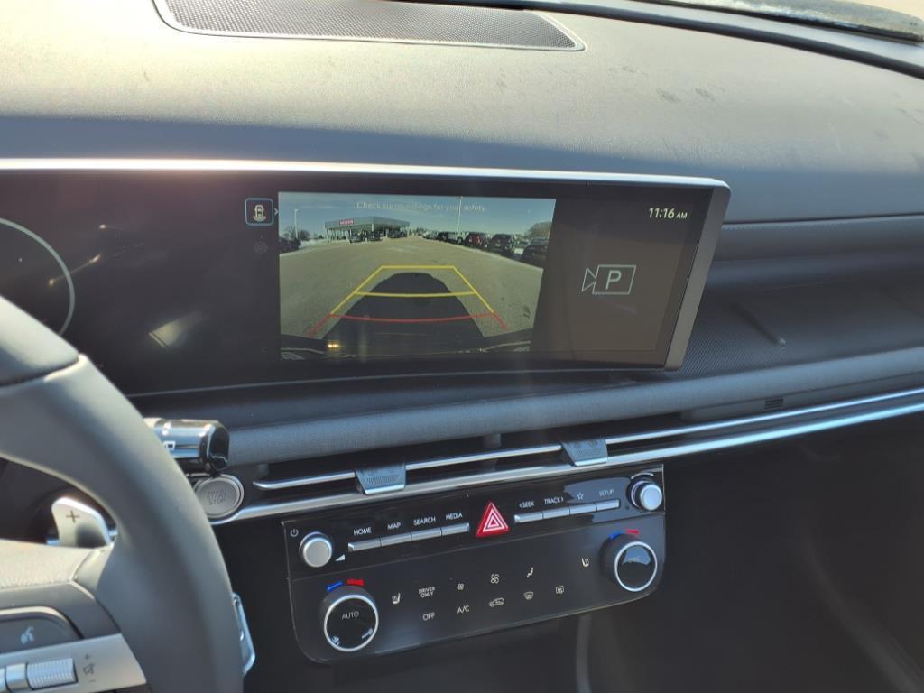 new 2025 Hyundai TUCSON Hybrid car, priced at $37,249