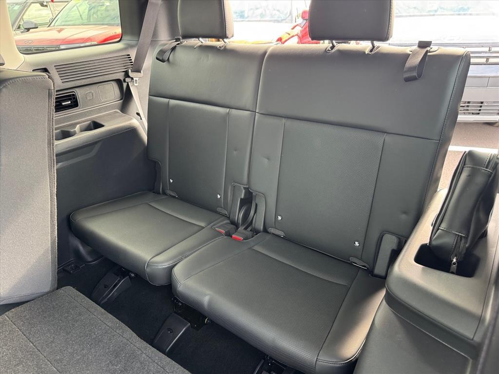 used 2025 Hyundai Santa Fe car, priced at $34,896