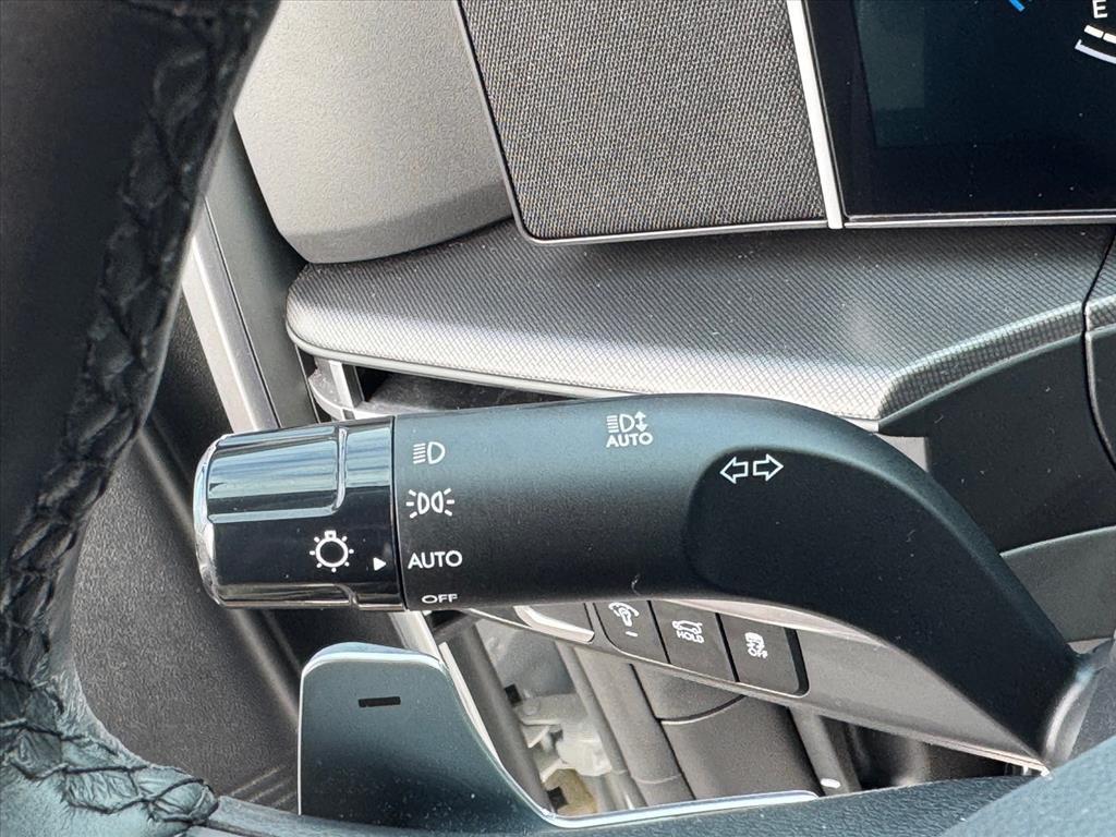 used 2025 Hyundai Santa Fe car, priced at $34,896