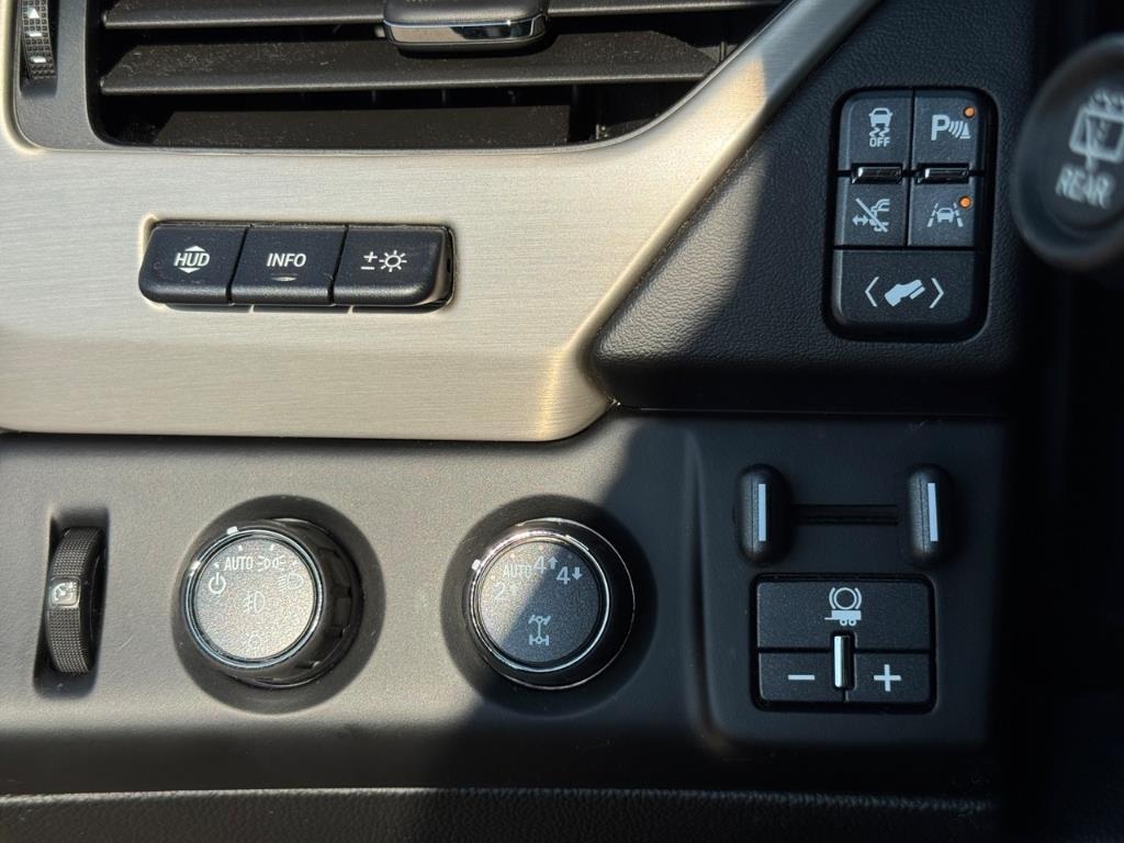 used 2019 GMC Yukon car, priced at $28,560