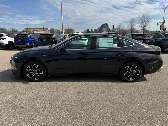 new 2024 Hyundai Sonata car, priced at $28,611