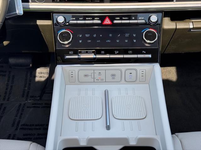 new 2025 Hyundai SANTA FE HEV car, priced at $50,125