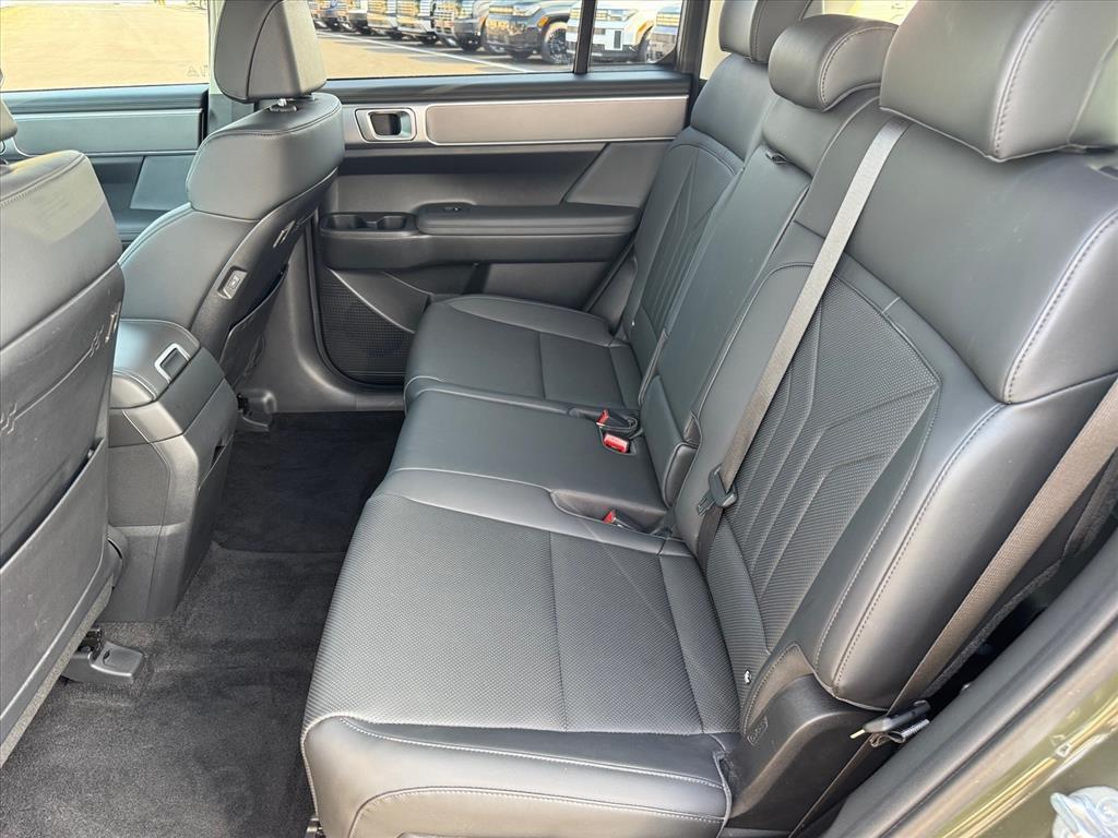 used 2025 Hyundai Santa Fe car, priced at $34,200