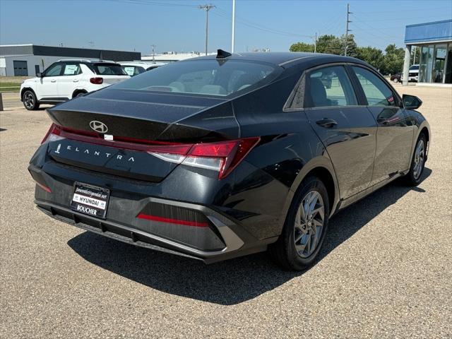 new 2024 Hyundai Elantra car, priced at $24,322