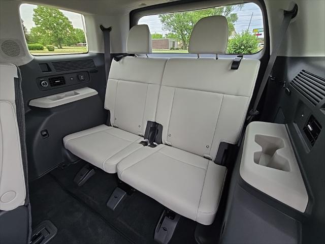 new 2025 Hyundai SANTA FE HEV car, priced at $49,925