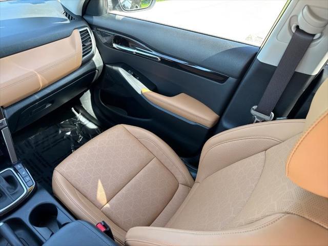 used 2024 Kia Seltos car, priced at $25,490