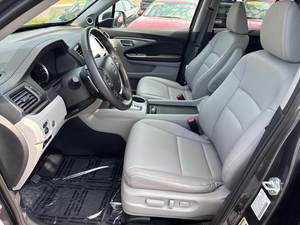used 2023 Honda Ridgeline car, priced at $33,996