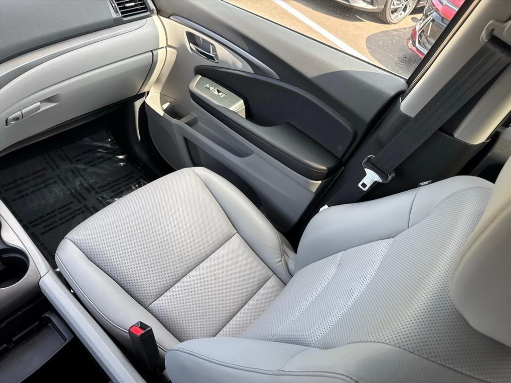 used 2023 Honda Ridgeline car, priced at $33,996