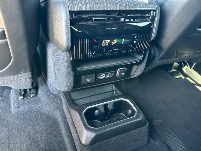 used 2022 Jeep Wagoneer car, priced at $47,996