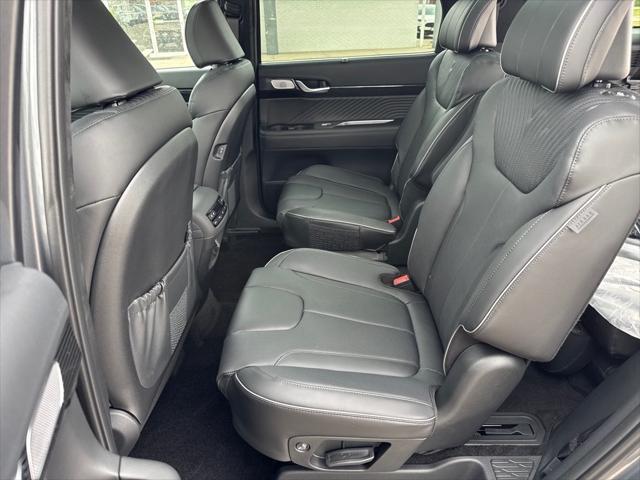 new 2025 Hyundai Palisade car, priced at $53,694