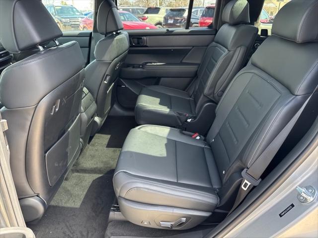 new 2025 Hyundai Santa Fe car, priced at $48,005