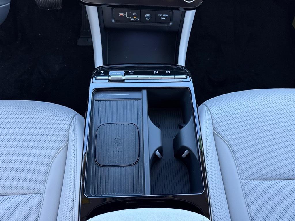 new 2025 Hyundai TUCSON Hybrid car, priced at $37,435