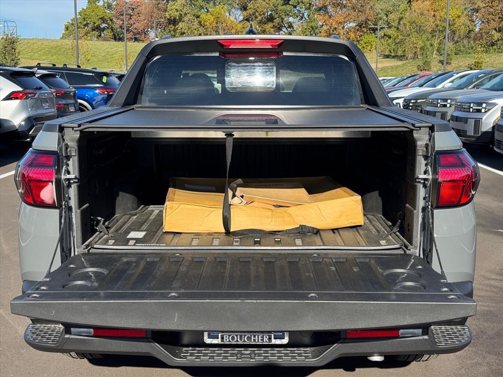 used 2025 Hyundai SANTA CRUZ car, priced at $31,998