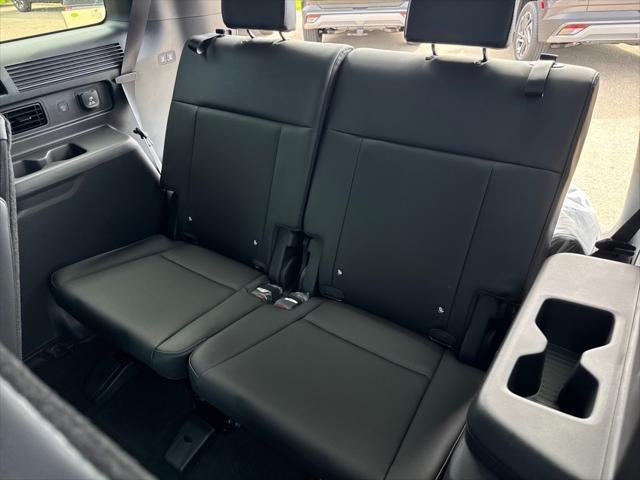 new 2025 Hyundai SANTA FE HEV car, priced at $51,044