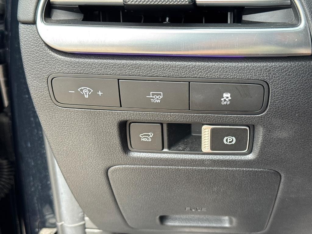 used 2024 Hyundai Palisade car, priced at $39,900