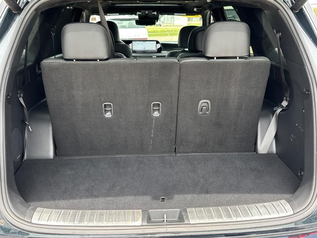 used 2024 Hyundai Palisade car, priced at $39,900