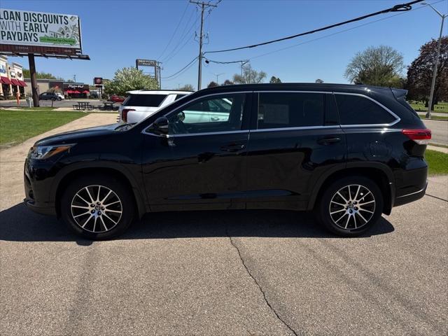 used 2017 Toyota Highlander car, priced at $21,520
