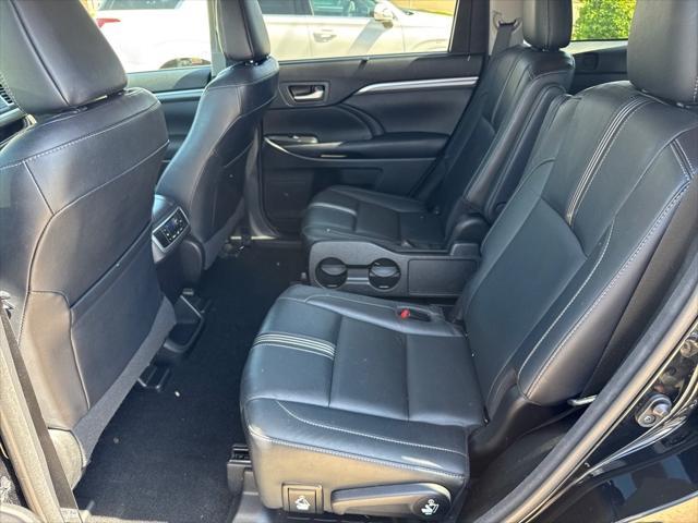 used 2017 Toyota Highlander car, priced at $21,520
