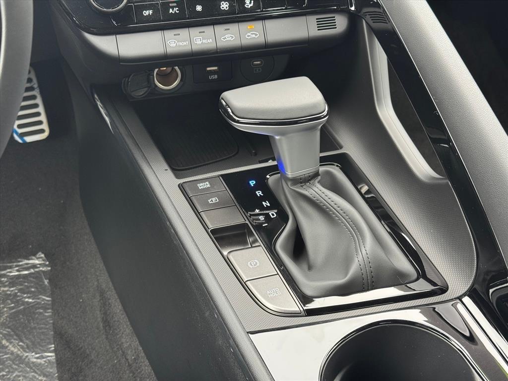 new 2026 Hyundai ELANTRA HEV car, priced at $29,840