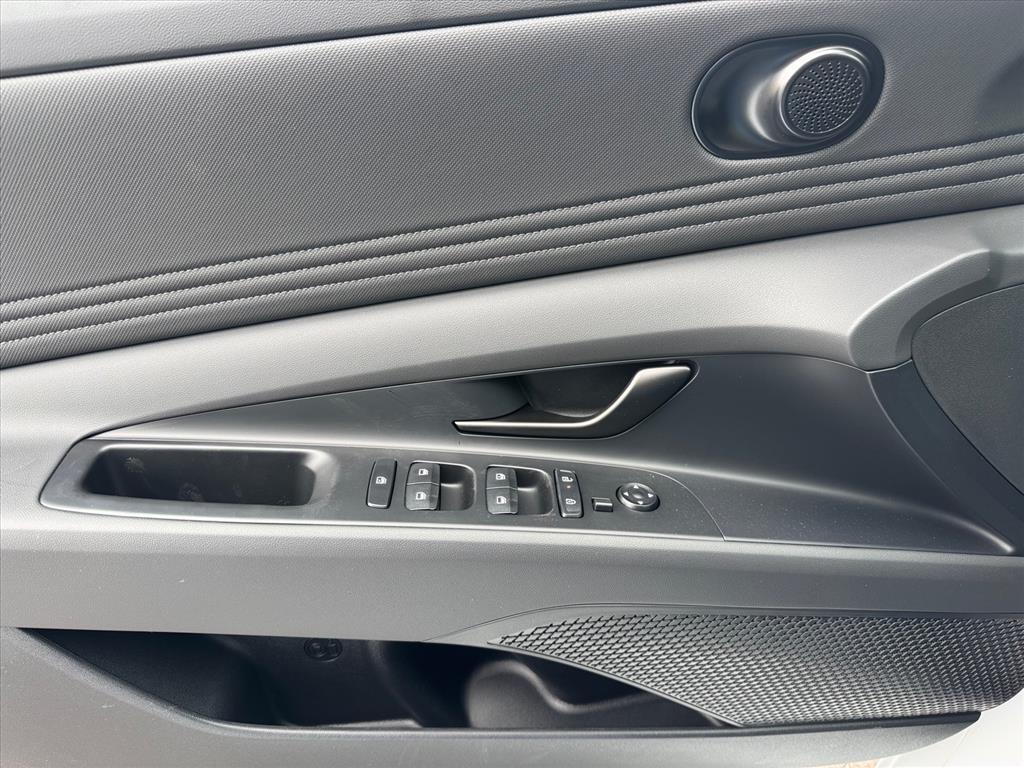 new 2026 Hyundai ELANTRA HEV car, priced at $29,840