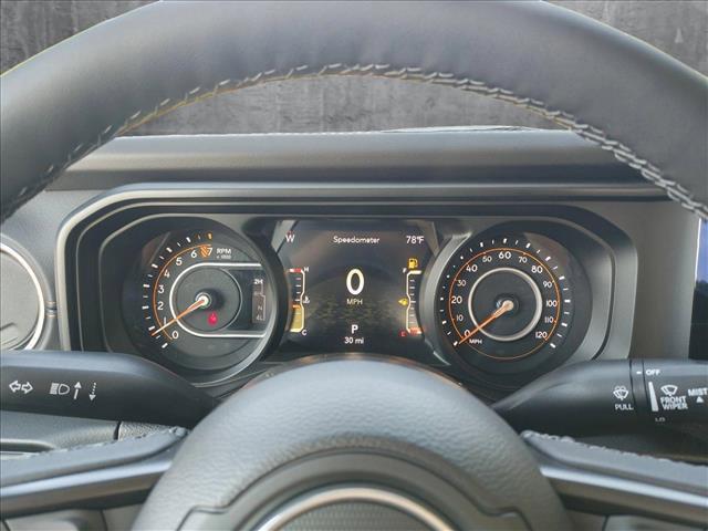 new 2025 Jeep Gladiator car, priced at $46,877