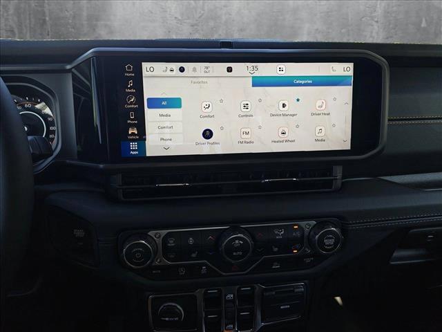 new 2025 Jeep Gladiator car, priced at $46,877